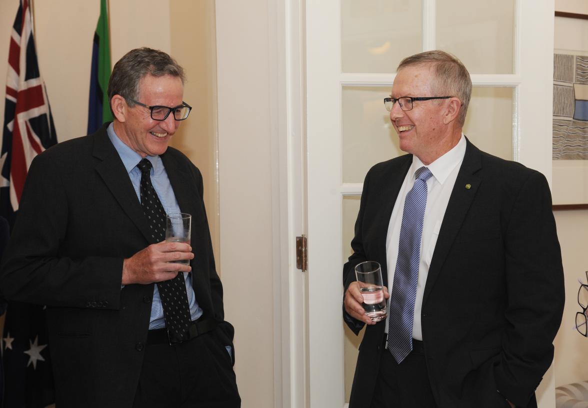 Assistant Minister Mark Coulton meets Aus4Reform Senior Technical Adviser and economist Raymond Mallon on 4 April 2018.