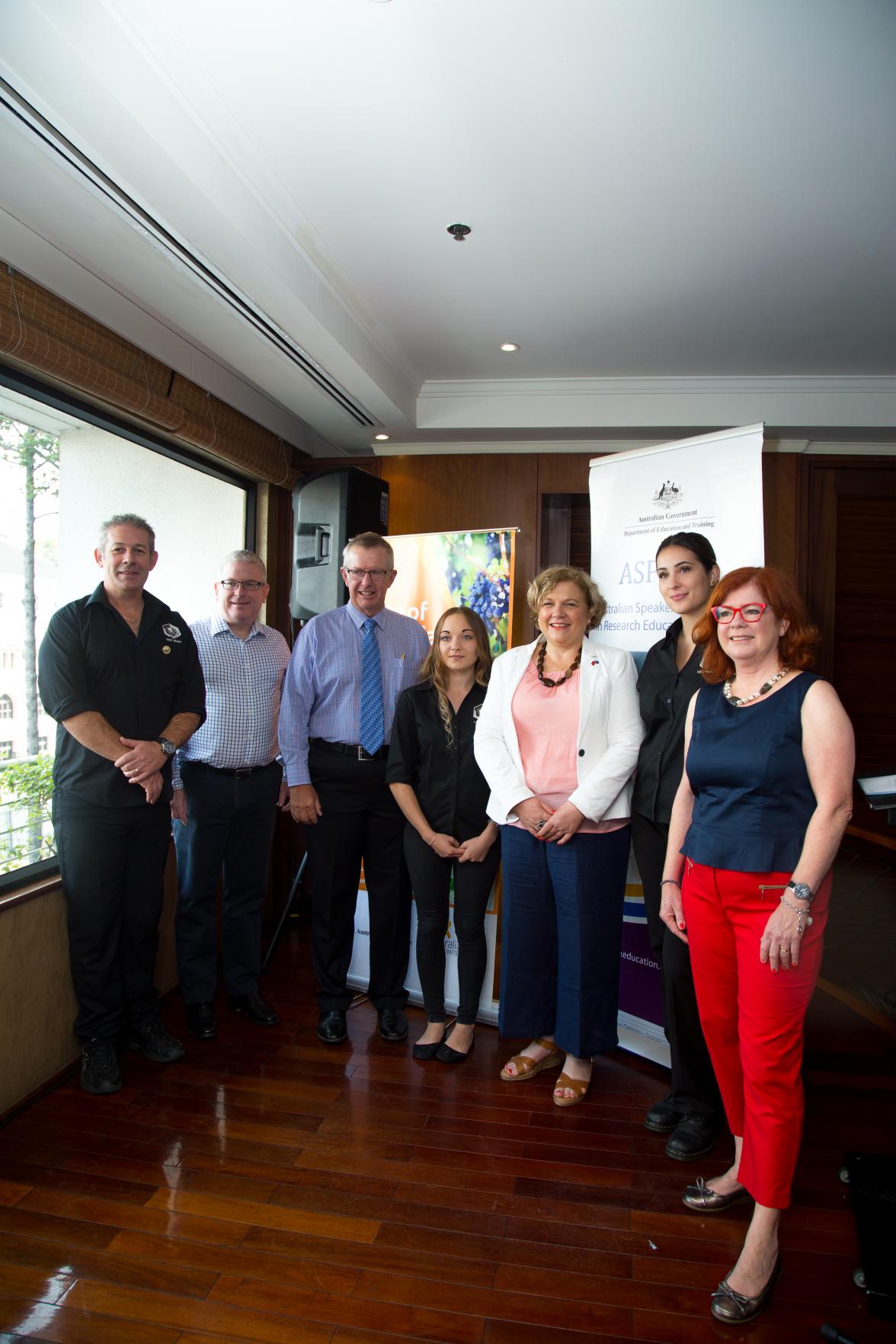 Assistant Minister Mark Coulton with Ambassador Craig Chittick, visiting Australian TVET Ambassadors Stephen Lunn, Emilia Montague and Samantha Masih, Australian wine trainer Virginia Jacobs and Education Counsellor Joanna Wood at the Taste of Australia H