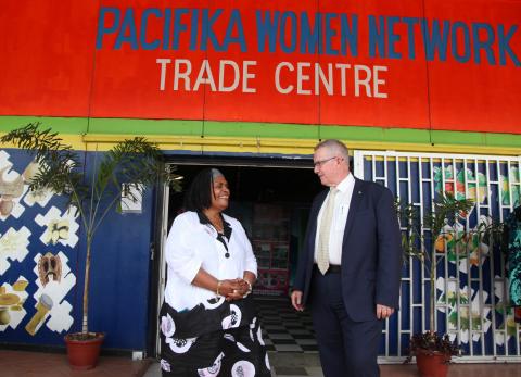 Assistant Minister for Trade and Investment Mark Coulton with Ruth Undi, founder of Pasifika Women Network. Credit: DFAT