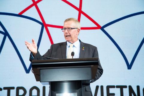 Assistant Minister Mark Coulton speaking about the 45th anniversary of diplomatic relations between Australia and Vietnam at the Taste of Australia Gala in Ho Chi Minh City on 5 April 2018.